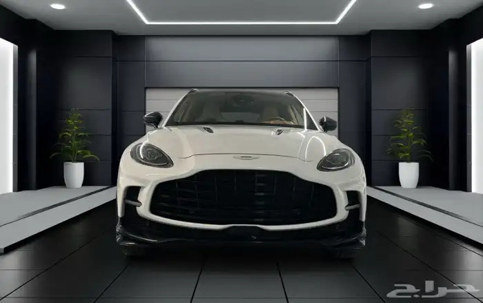 2023 Aston Martin DBX 707 1