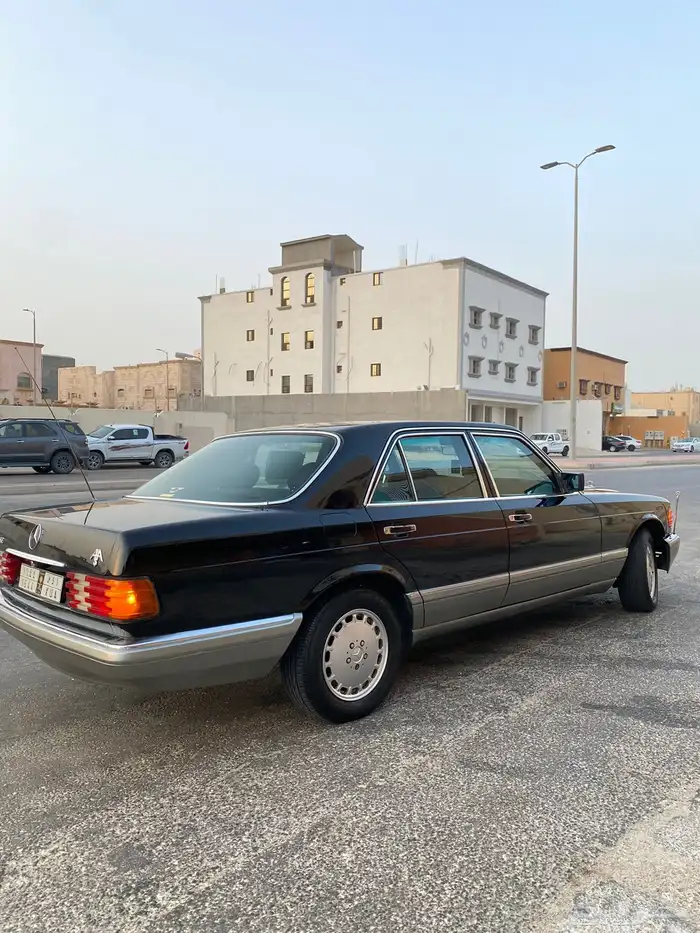 مرسيدس 300SE موديل 1991 قمة في النظافة. 28