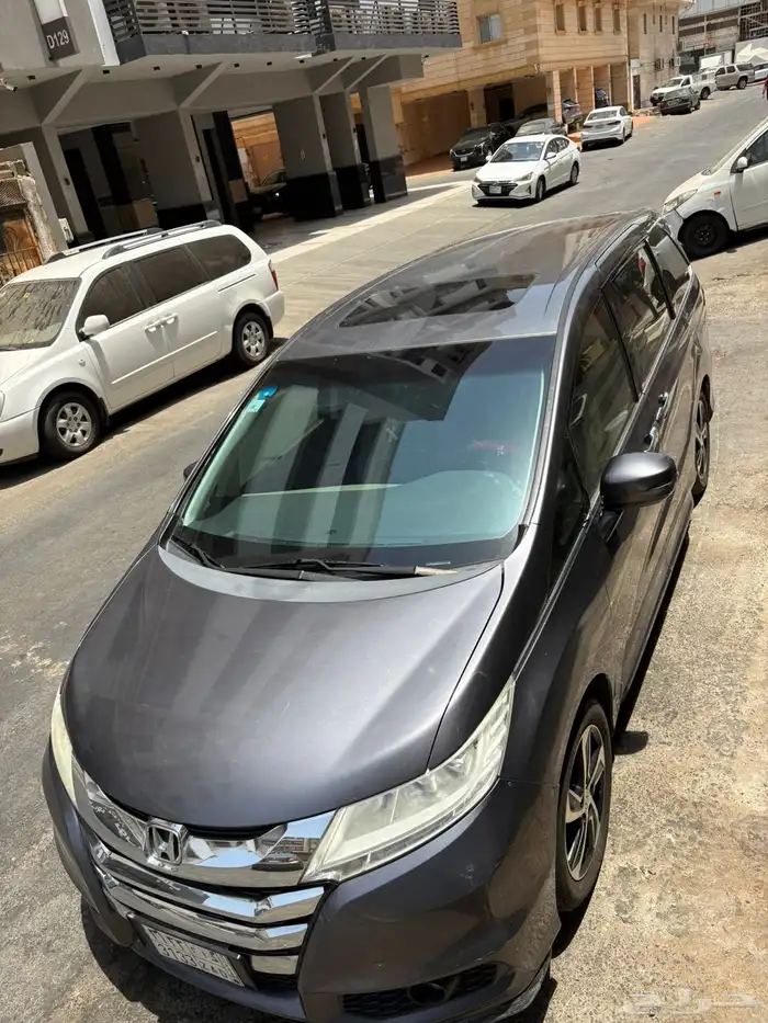 هوندا اوديسي 5 ابواب وفتحت سقف فئة فل ابشن Touring 0