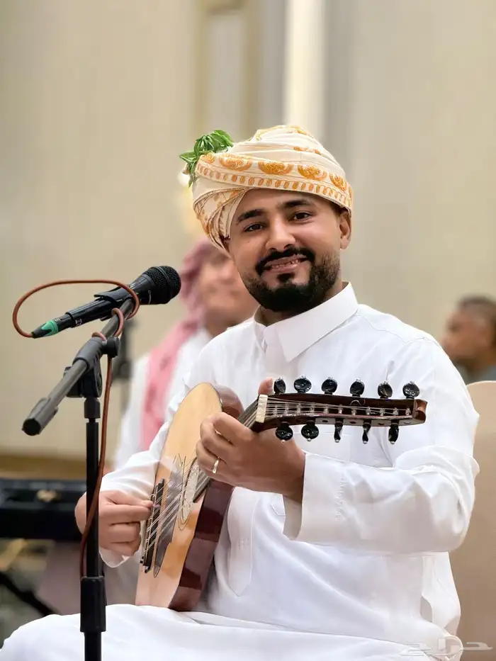 فنان مطرب عود يمني لإحياء جميع المناسبات 1