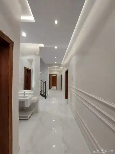 للبيع روف علوي مع ملحق درج داخلي وخارجي با المحاله 12
