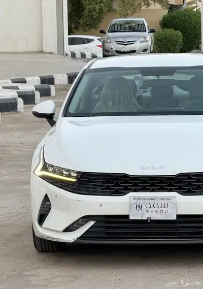 كيا K5 موديل 2022 شرط نظيف 4
