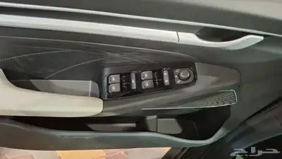 جيلي امجراند 2025 جديد لون رمادي 5