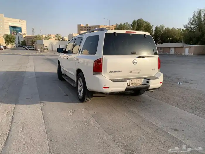 car nissan 3