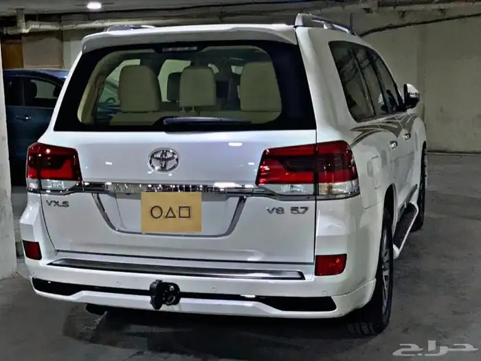 Toyota Land Cruiser 2016 VXS Full Option 0