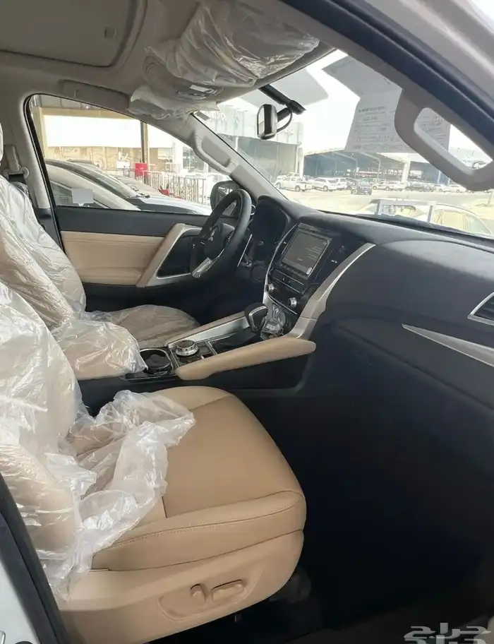 متسوبيشي منتيرو سبورت 2025 بريميوم بالنقد والتقسيط 9