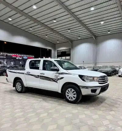 تويوتا هايلكس GL 4x2 ديزل 2025 0