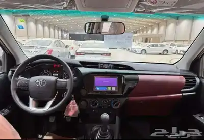 تويوتا هايلكس GL 4x2 ديزل 2025 6