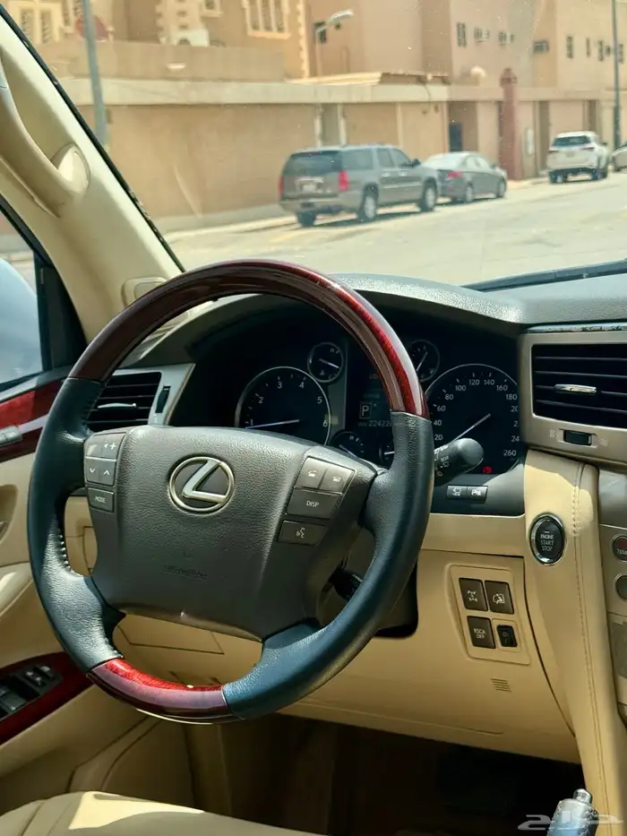 لكزس LX570 سبورت 2015 14