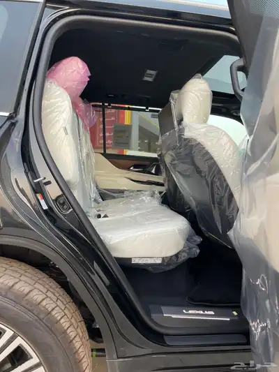لكزس 2025 LX600BBخليجي داخلي اوف ويت(بنزين)6سلندر 24