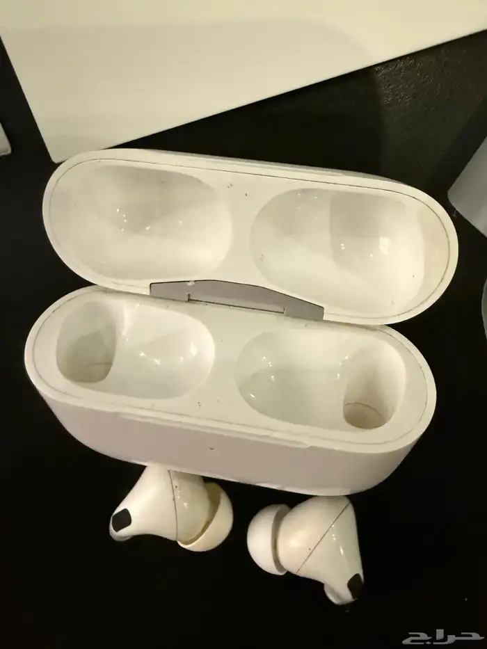 ايربودز الجيل الثالث 4