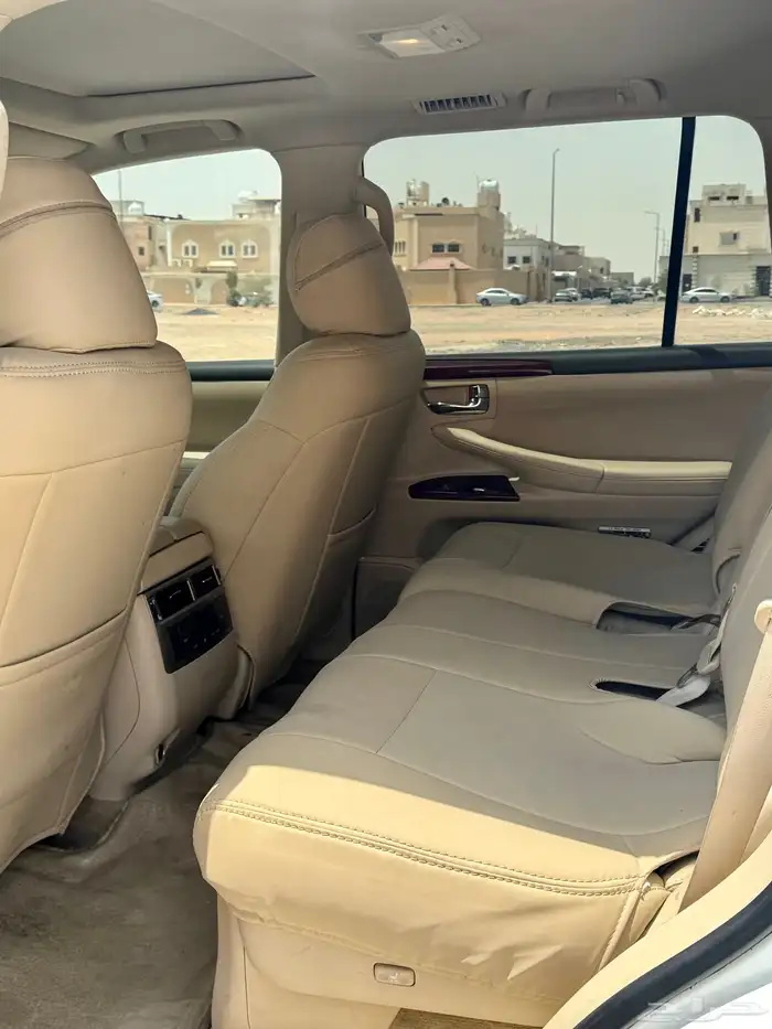 لكزس LX570 سبورت 2015 8