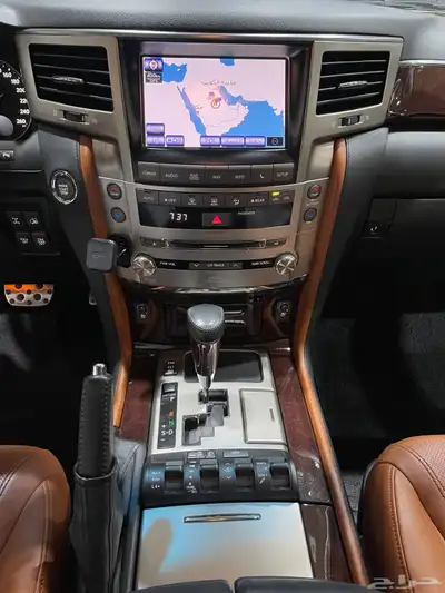للبيع لكزس LX570DD فل كامل 2014 عبداللطيف عداد قليل 89 الف 19