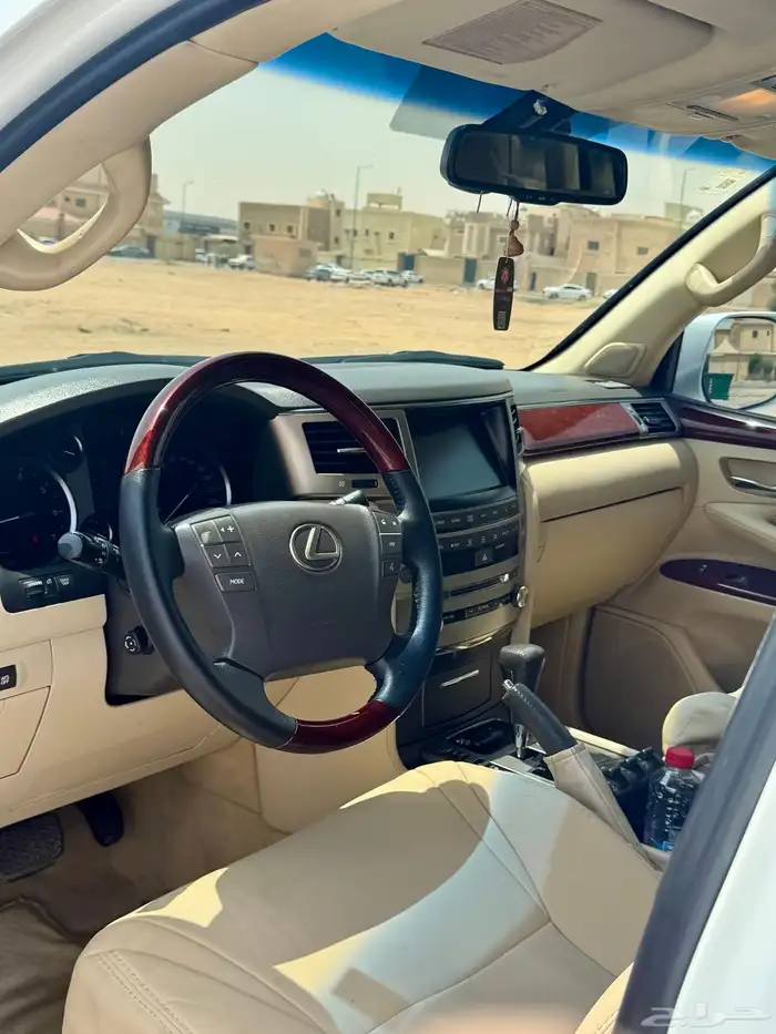 لكزس LX570 سبورت 2015 18