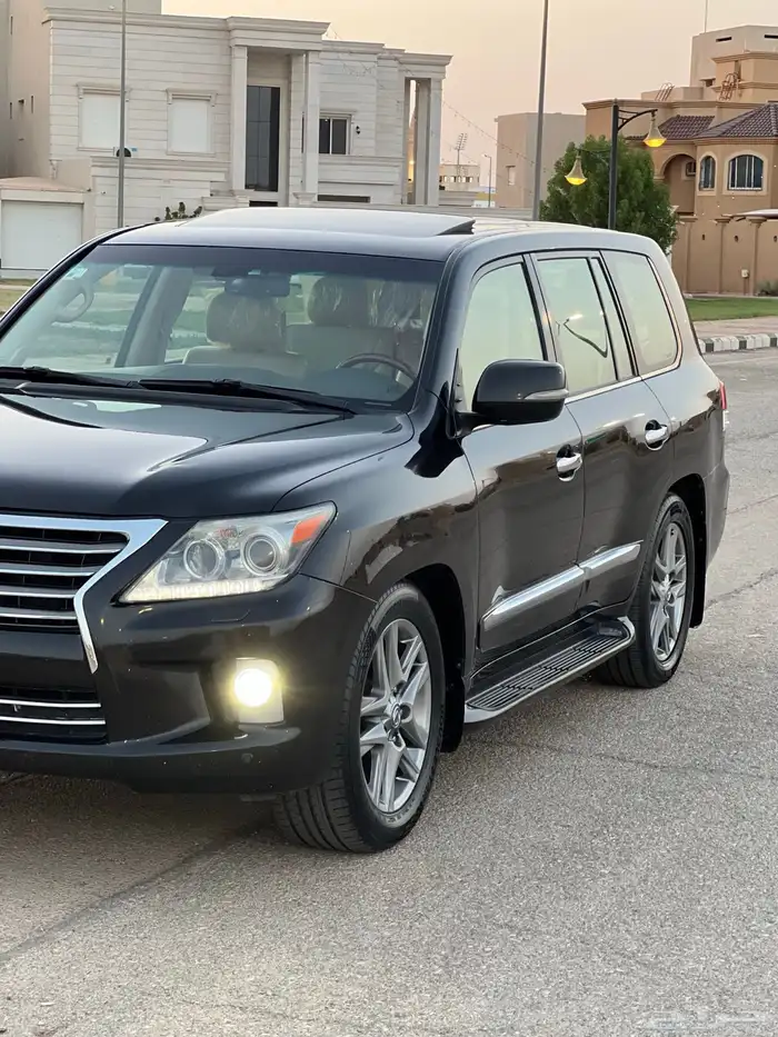 لكزس LX570 2012 DD 10