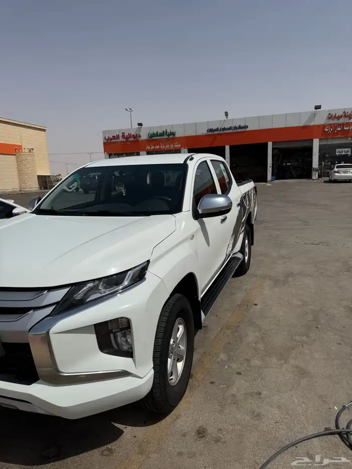 ميتسوبيشي L200 20 22 2