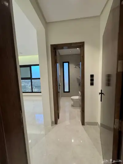 للبيع بمدينه أبها شقق تمليك علوي طريق السوده حي الاطلاله 7