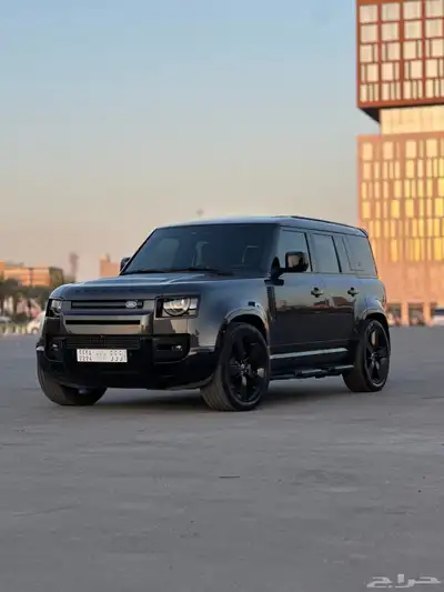 ديفندر HSE 2023 V6 19