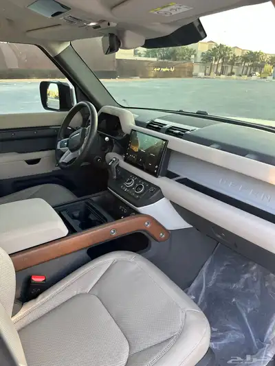 ديفندر HSE 2023 V6 50