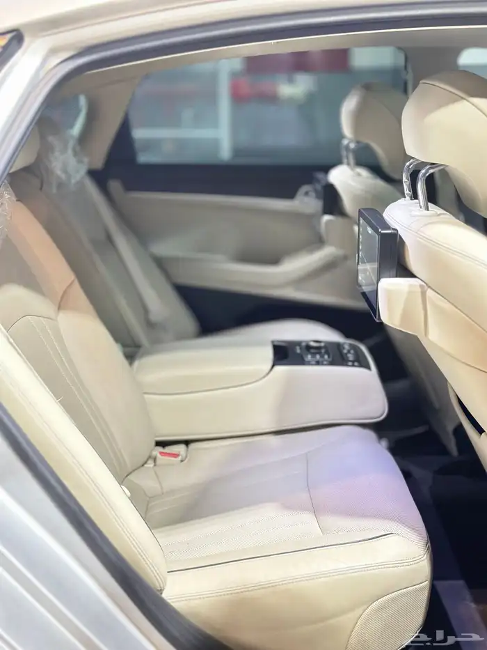 جنسس رويال g80 V8 5.0 فل كامل 25