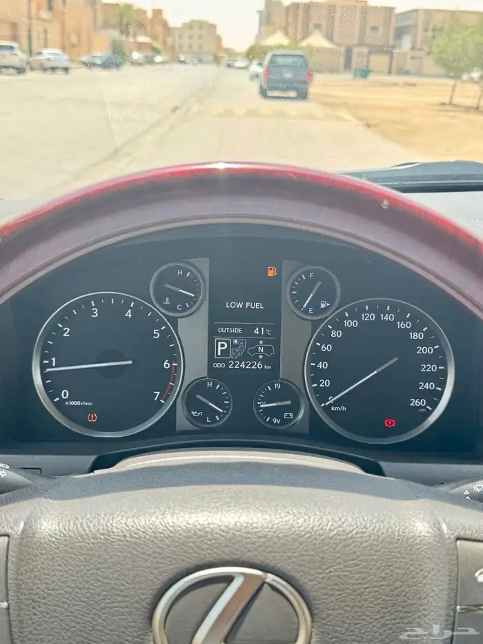 لكزس LX570 سبورت 2015 19