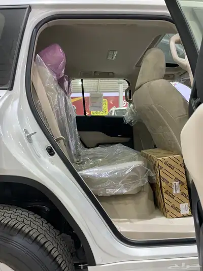 تويوتا لاند كروزر GXR2025 نص فل خليجي (بنزين)3.5L 23