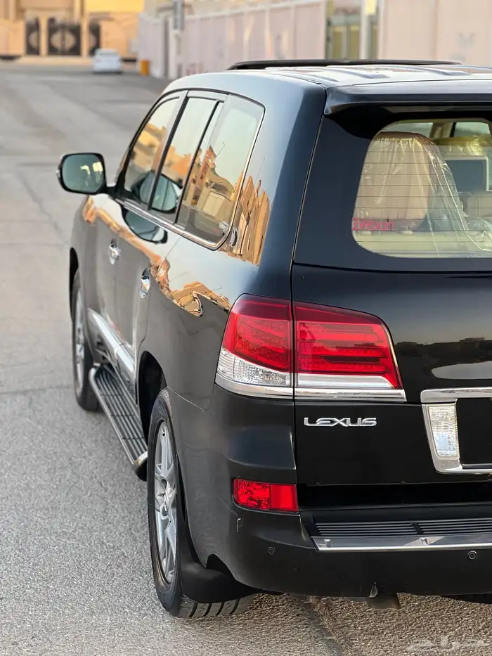 لكزس LX570 2012 DD 6