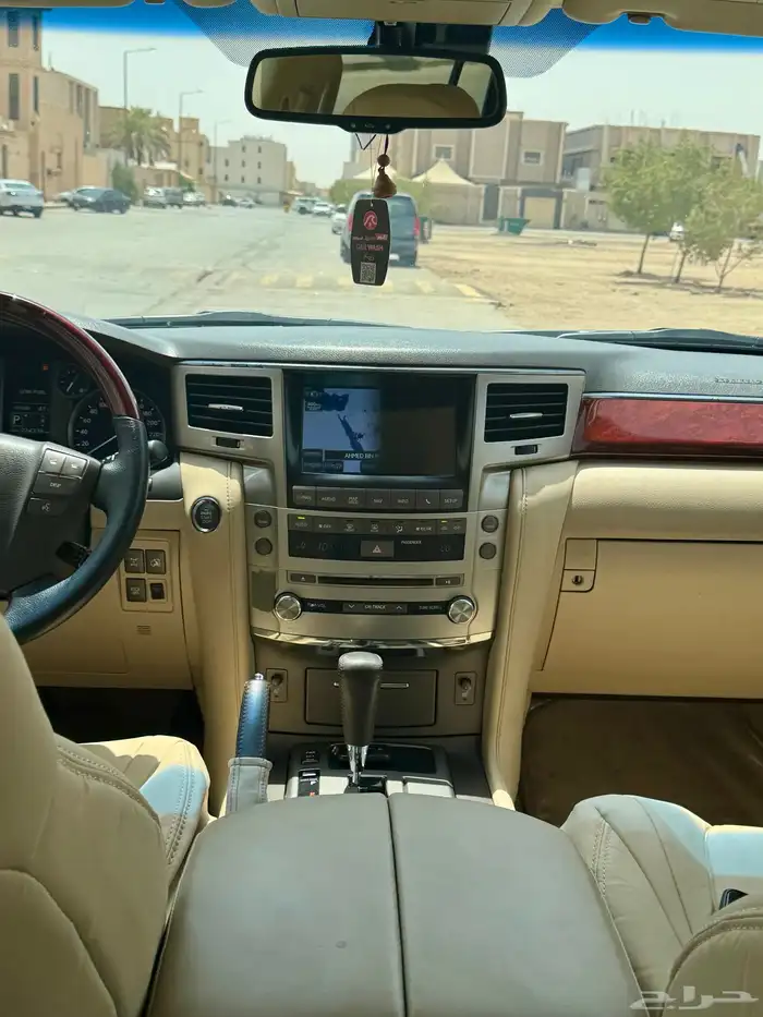لكزس LX570 سبورت 2015 9