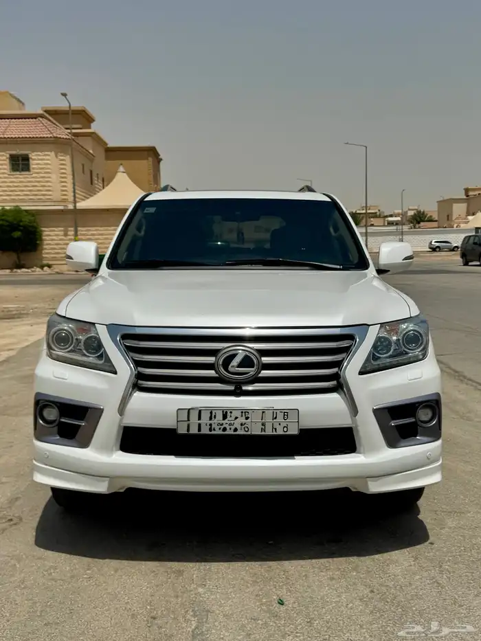لكزس LX570 سبورت 2015 1
