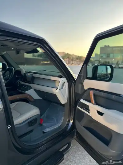 ديفندر HSE 2023 V6 48