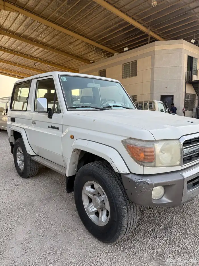 تويوتا جيب ربع 2009 1