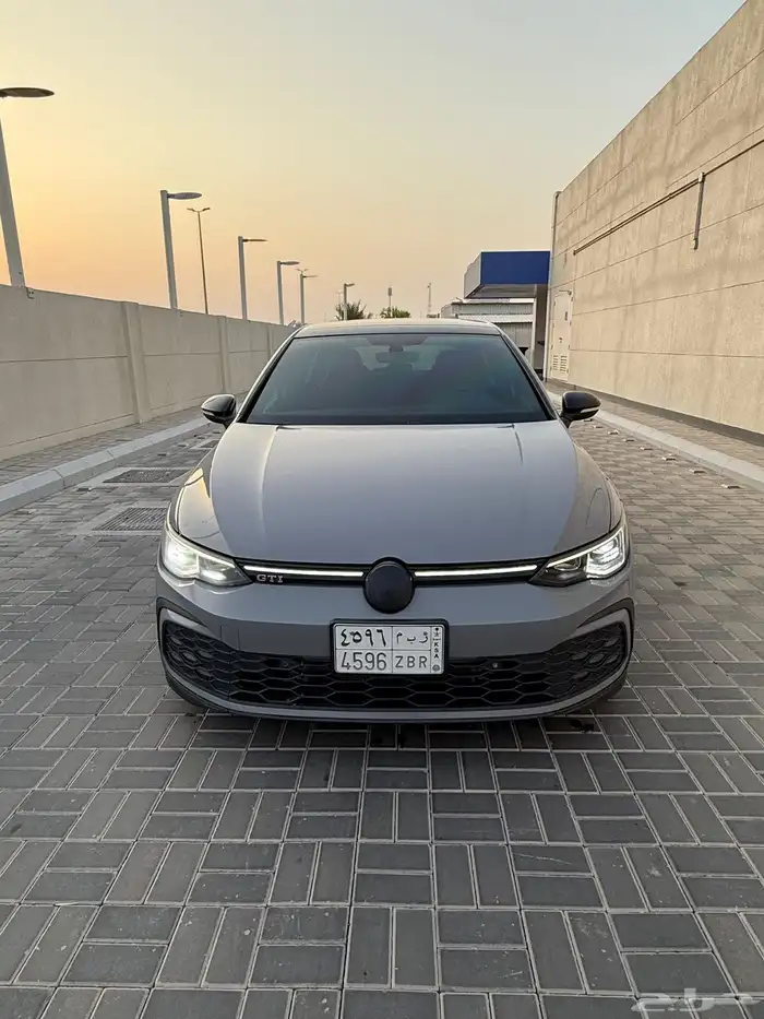 قولف جي تي آي 2022 10