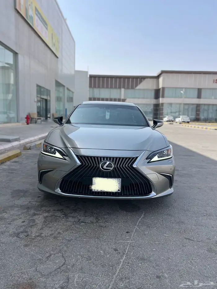 لكزس 350-V6-2020 بريمي ثاني مالك بدي بلد 3