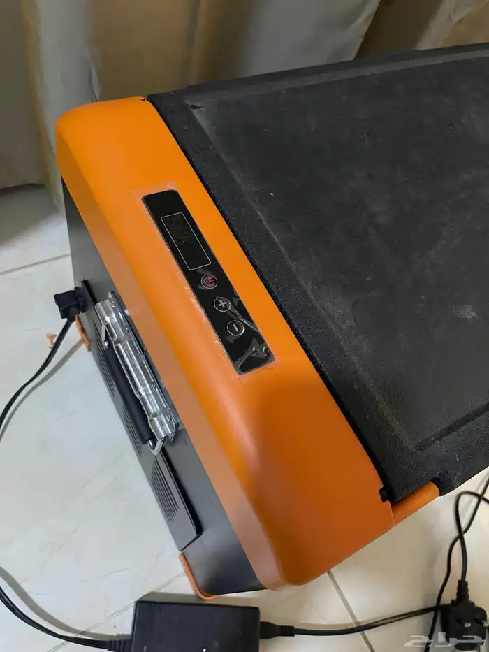 ثلاجة سيارة وتجي فيش كهرب تجي تبريد وفريزر 1