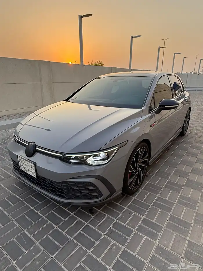 قولف جي تي آي 2022 9