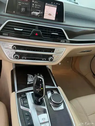 بي ام دبليو 730li موديل 2017 38