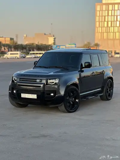 ديفندر HSE 2023 V6 36