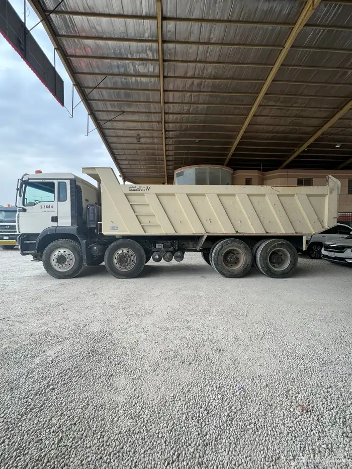 قلاب مان 8x4 4