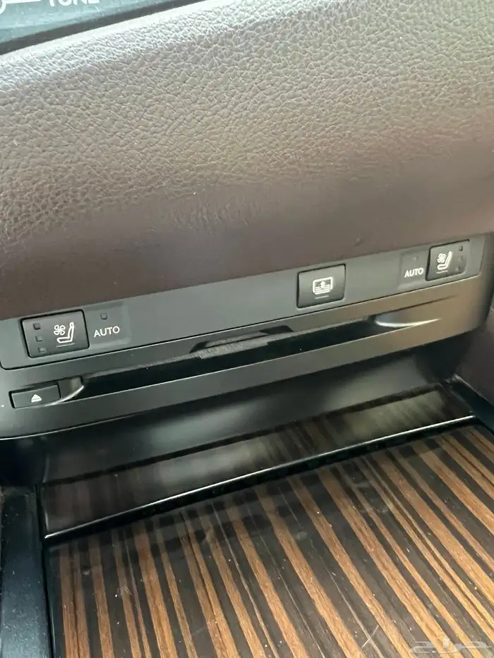لكزس 350-V6-2020 بريمي ثاني مالك بدي بلد 29