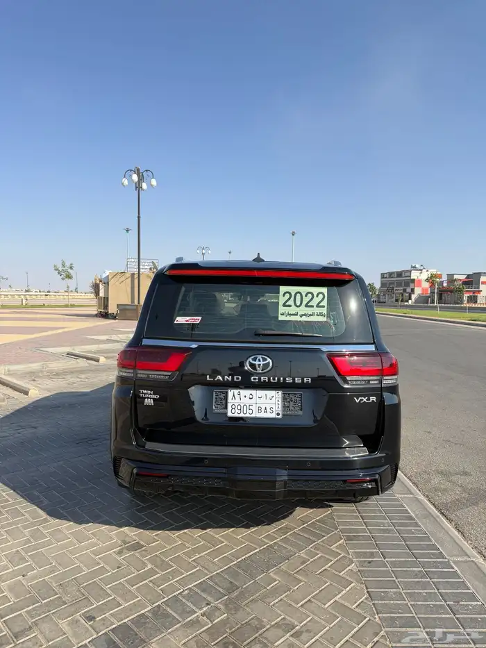 جيب VXR2022 فل الفل برجكتر خليجي وارد البريمي بلد 8