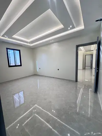 للبيع روف علوي مدخل سياره8غرف شمال الخميس الثمانين بسعر620 3