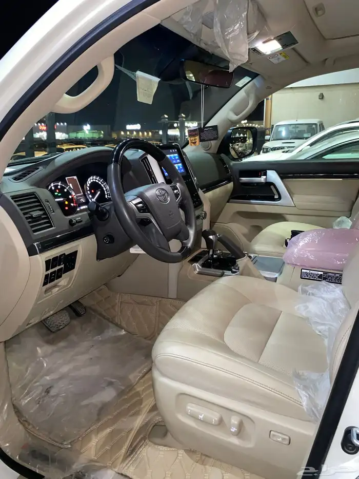 للبيع جيب VXS فل كامل 2021 بريمي عداد 102 الف 10