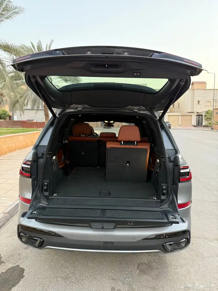 للبيع بي ام X7 2023 24