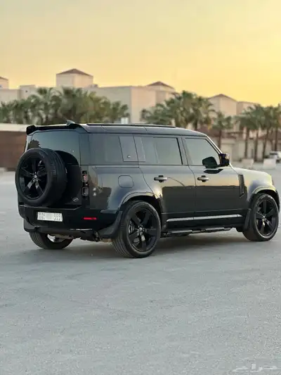 ديفندر HSE 2023 V6 7