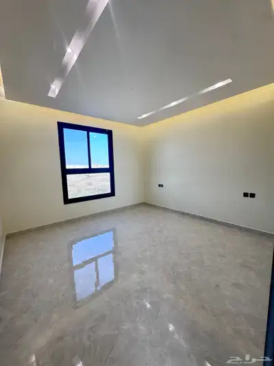 للبيع روف علوي مدخل سياره8غرف شمال الخميس الثمانين بسعر620 11