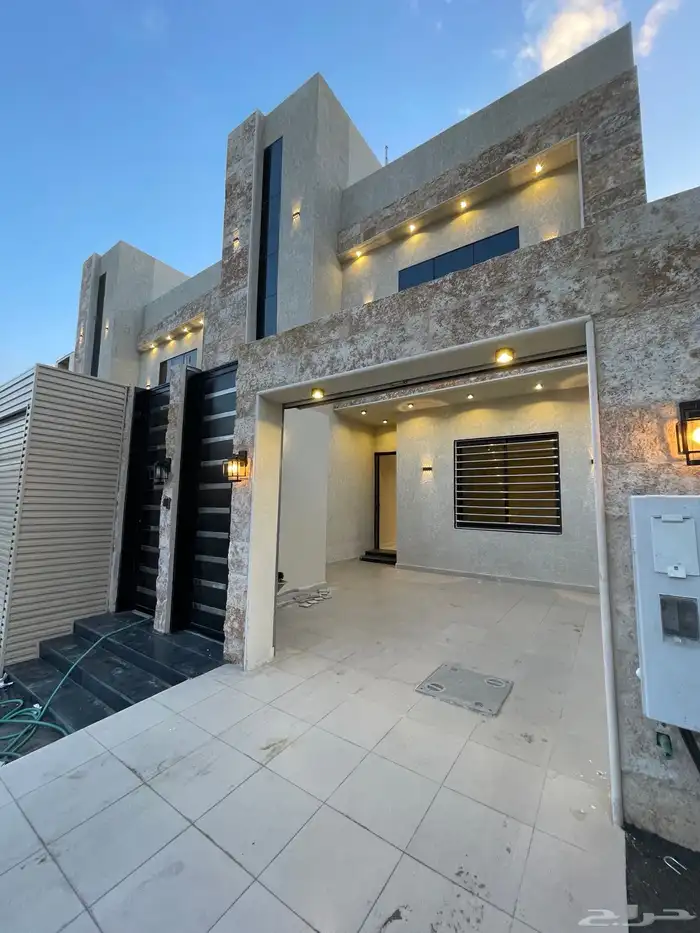 للبيع دور ارضى بسعر 630 الف باالمحاله تشطيب ممتاز 0
