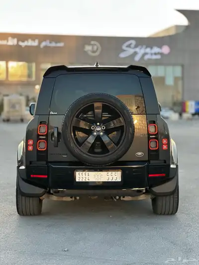 ديفندر HSE 2023 V6 30
