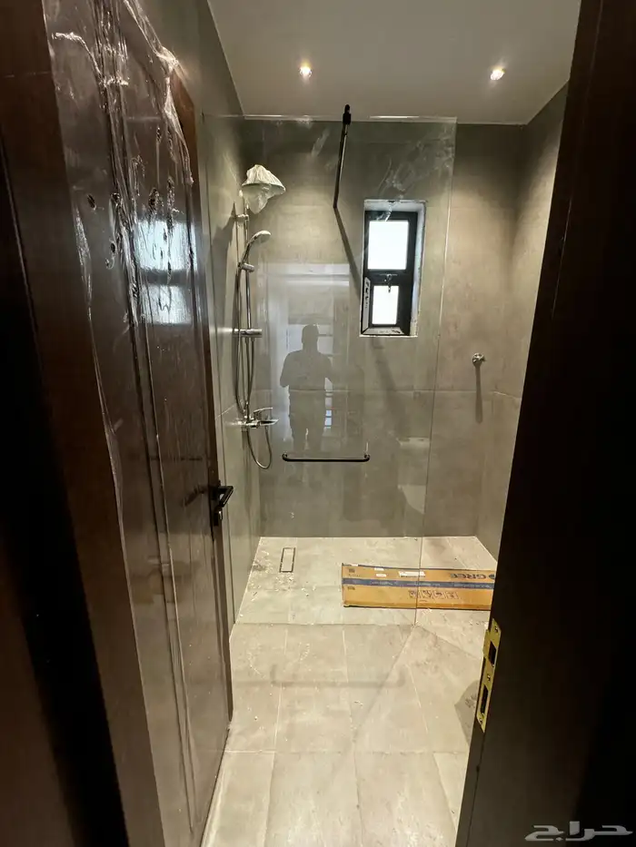 شاور زجاج سكريت 2