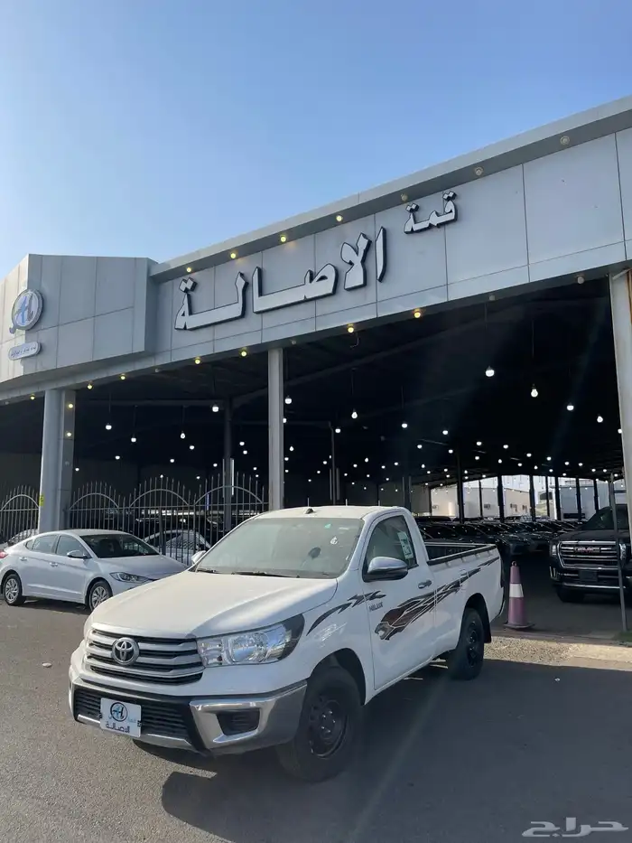 تويوتا هايلوكس غماره 2023 اصفار GLX 1