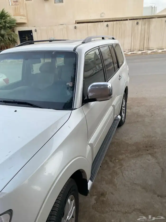 باجيرو 2015 4
